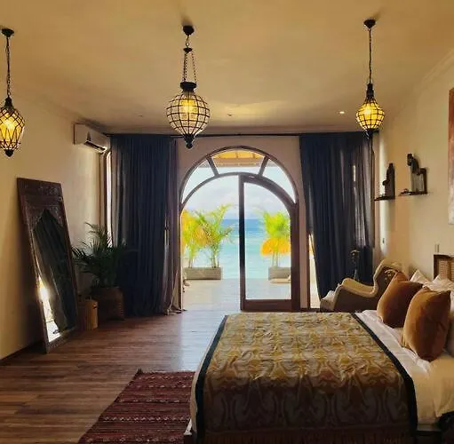 Ferienhaus La Classique Beachfront Nusa Penida Toyapakeh